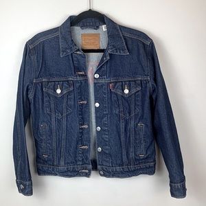 Levi’s Premium Ex Boyfriend NYC Embroidered Denim Trucker Jacket Dark Wash NWOT